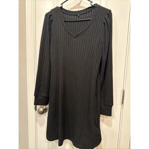 Woman's Knit Long Sleeve Vneck Dress Size S- Amazon Style